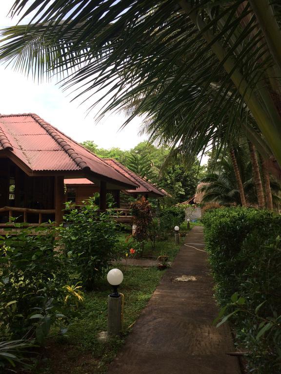 Namtok Bungalows Jaunoj-sziget Kültér fotó