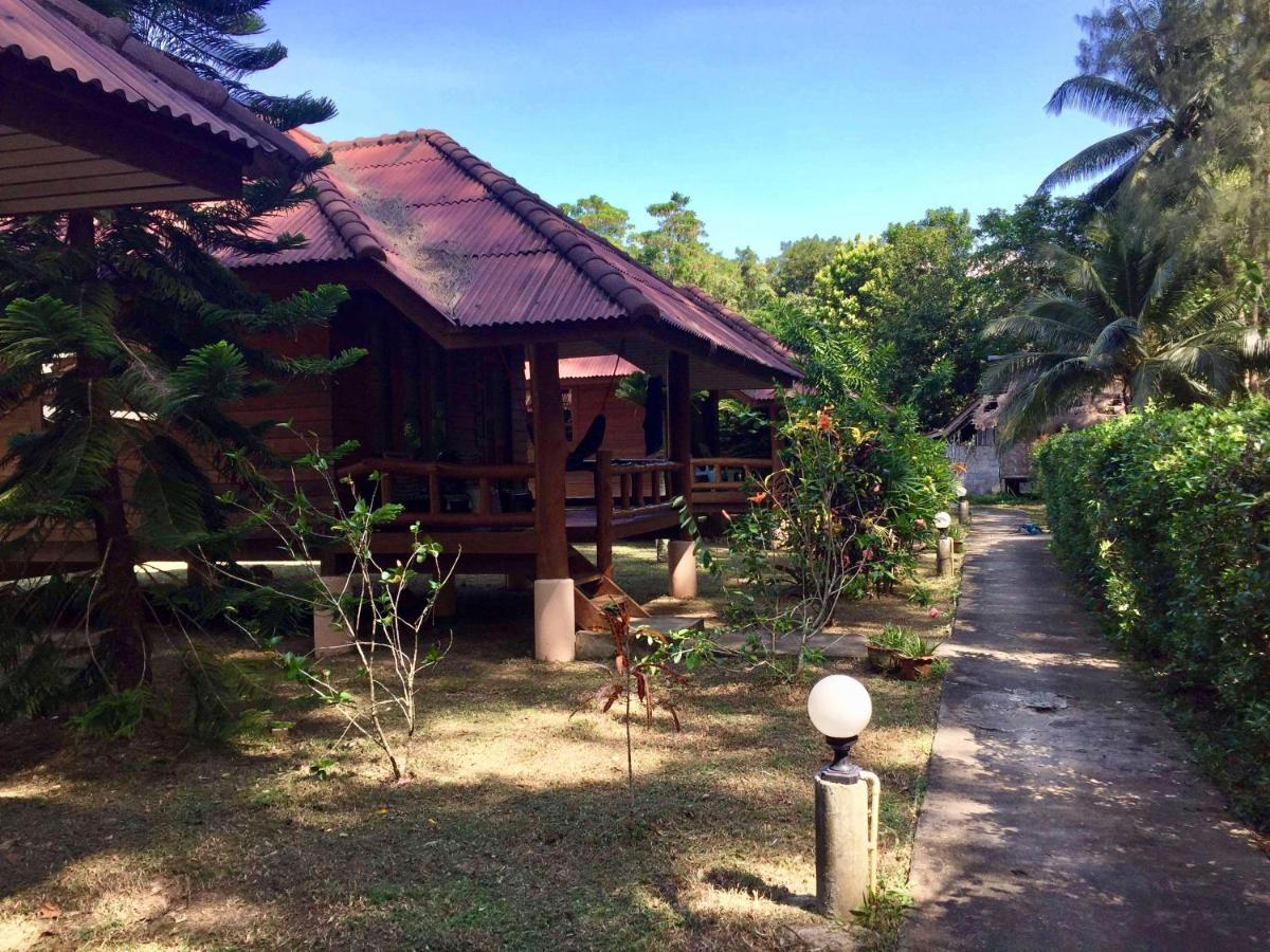 Namtok Bungalows Jaunoj-sziget Kültér fotó